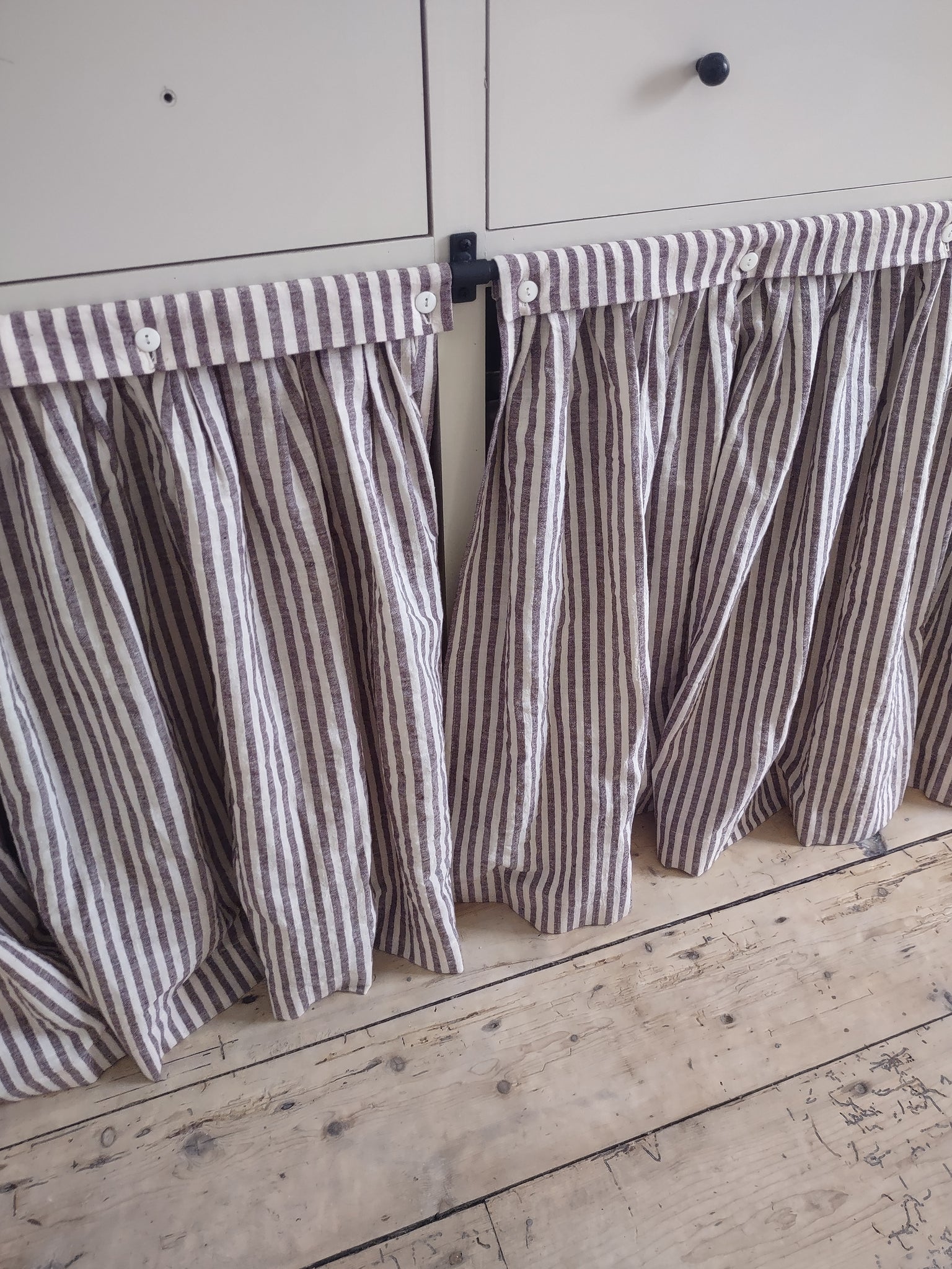 Chair Pad with Fabric Cover Buttons & Ties